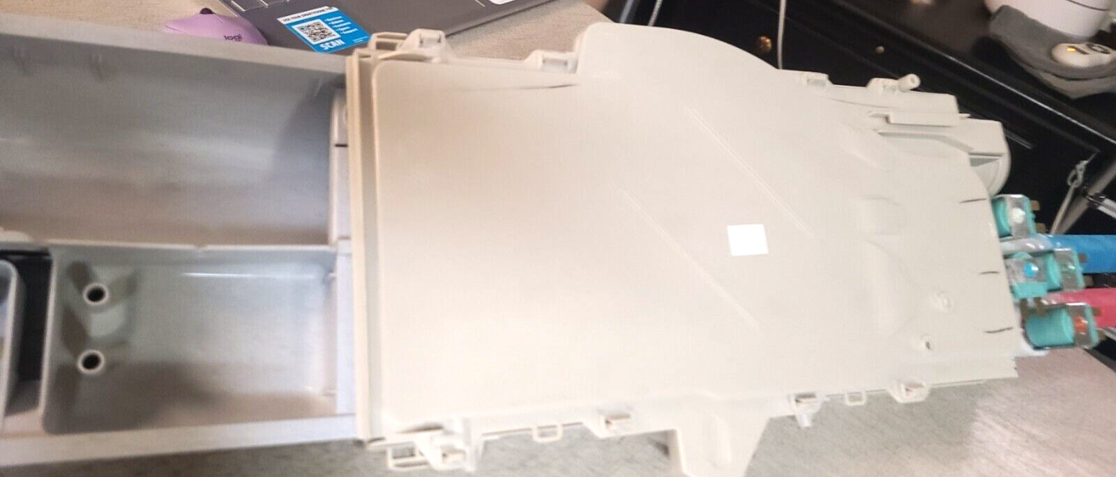 New Electrolux Dispenser Drawer, Housing, & Valve 134964020 5304505336