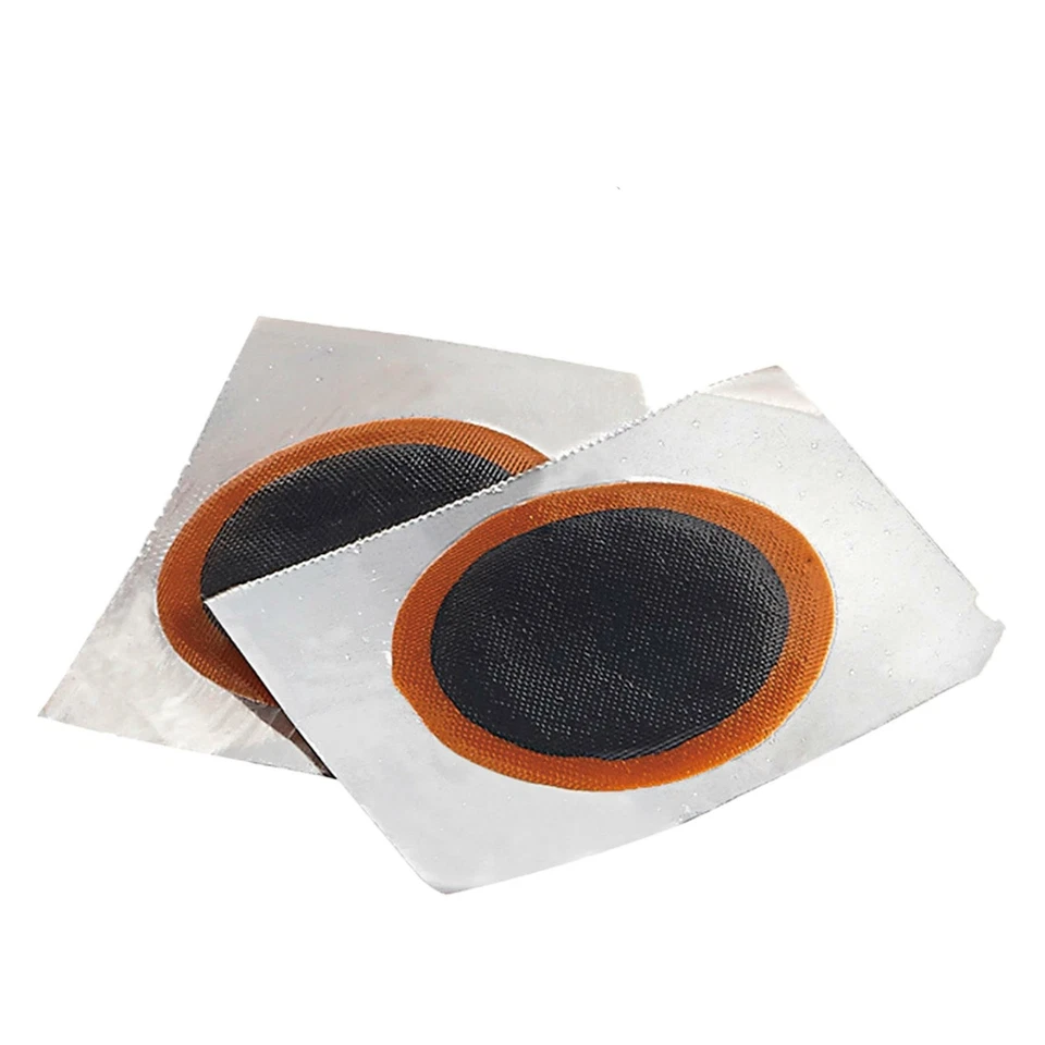 IceToolz MTB Road Bike Puncture Repair Kit 30 Patches & 125ml Adhesive (Large) - Image 3 of 4