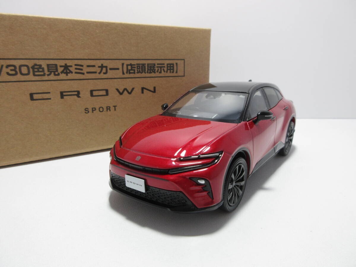 CROWN SPORT 1/30 ブラック✕エモーショナルレッド ミニカー 1:30 Toyota Crown Sport Color Sample Minicar Black x