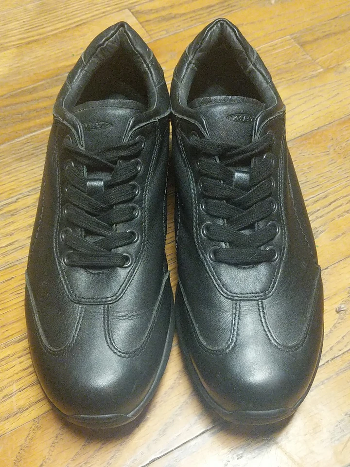 Size 7-7.5 MBT Pata Women's Oxford Lace Casual Dress Comfort, Soft Black Leather - Image 2 of 4