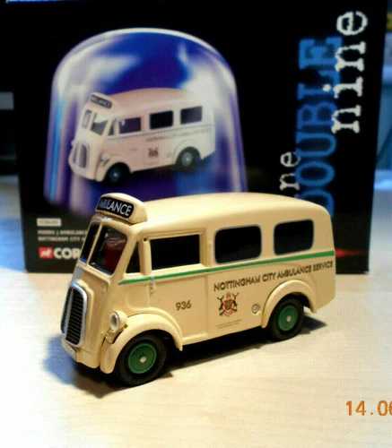 Corgi Morris Contemporary Manufacture Diecast Ambulances
