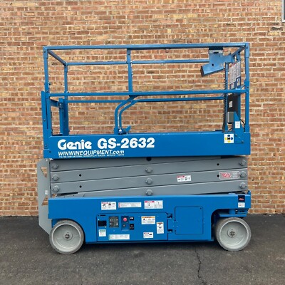 Genie GS-2632 Scissor Lift – 2017 – Only 198 Hours – 32ft Work