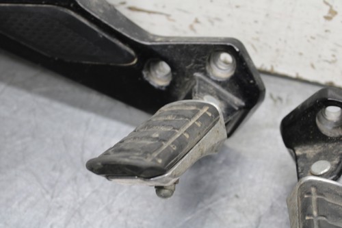 14 HONDA CTX1300A FRONT & REAR FOOT RESTS PEGS STEPS BRACKET MOUNT SET BB732 - Picture 14 of 22