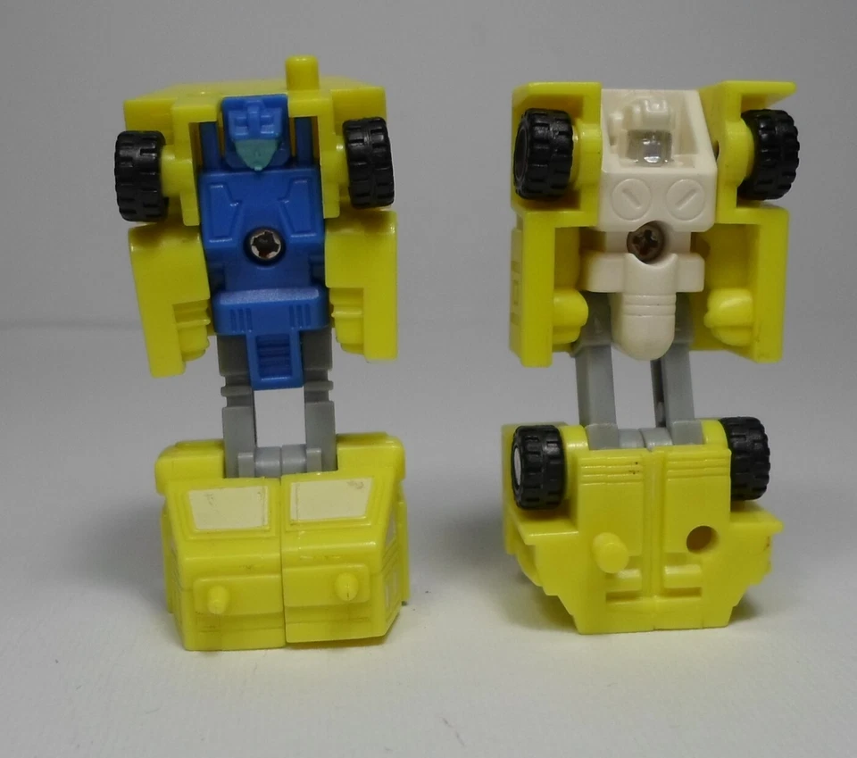 TRANSFORMERS VTG 1990 MICROMASTERS METRO SQUAD WHEEL BLAZE & ROAD BURNER SET - Image 4 of 4