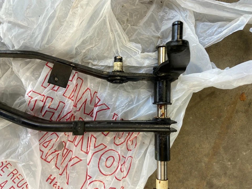 1986 Porsche 944 сцепление и педаль тормоза в сборе - Изображение 4 из 4