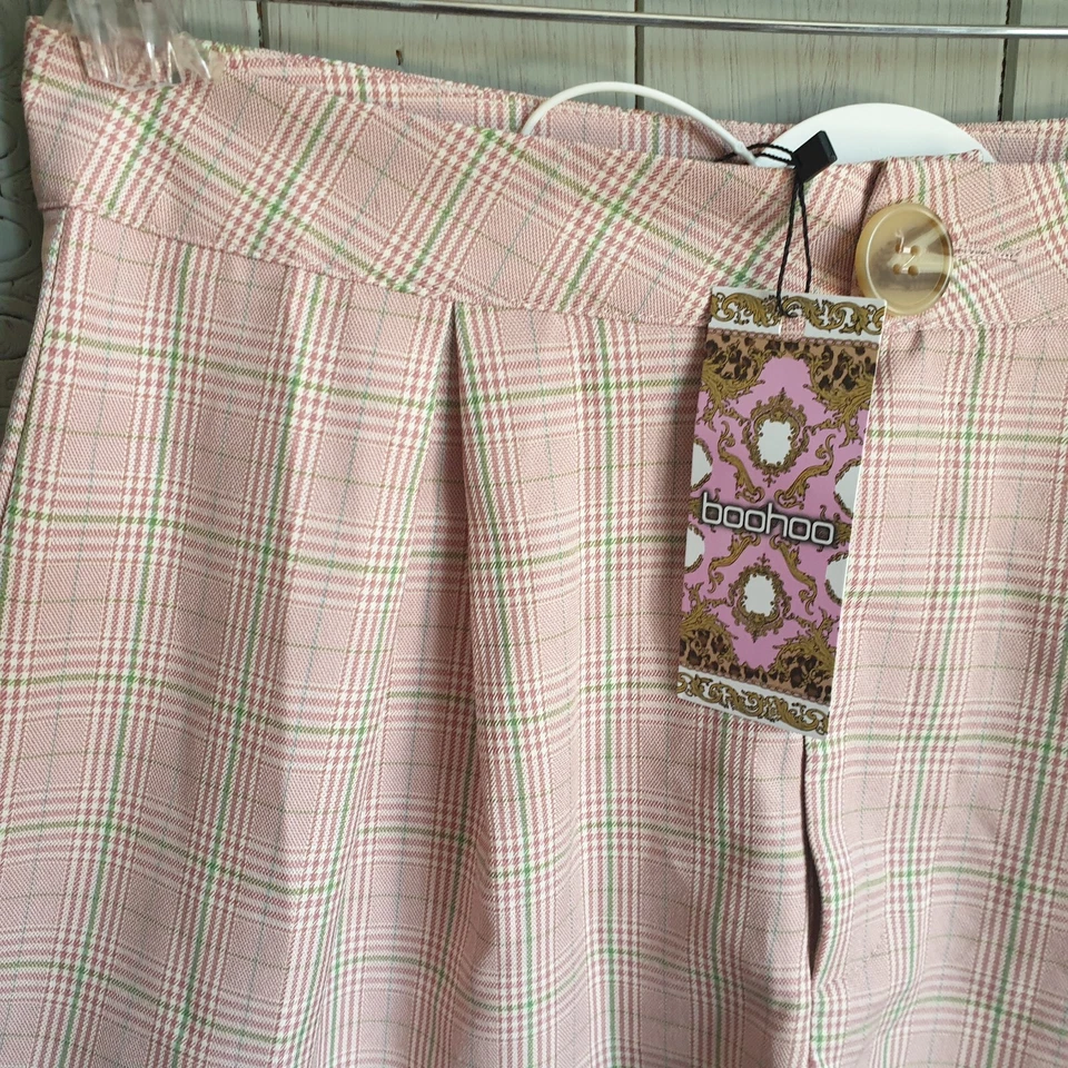 Boohoo Set Crop Top Shorts Sz 8 10 Check Pink Green New - Image 3 of 4