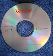 80 Verbatim CD-R 700 MB 80 Min New Discs  8 Staples DVD-R new discs