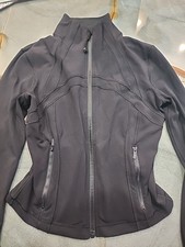 Lululemon Define Cropped NULU Jacket, Black, Size 6 Women  s