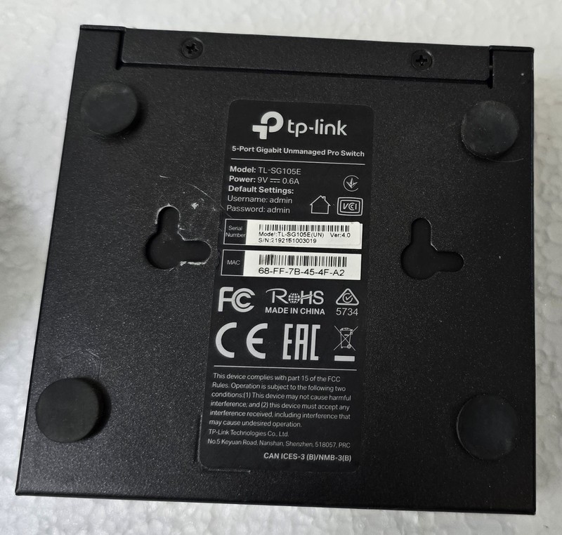 TP-LINK /TLSG105E / 5-Port / Gigabit Ethernet Switch / Managed Network Control