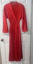 Vintage Vanity Fair Antron III Nylon Long Robe Medium w/ Belt RED