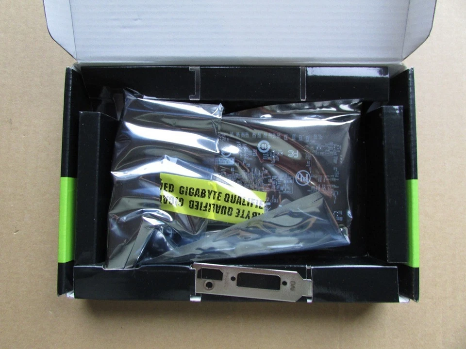 GIGABYTE NVIDIA GEFORCE GT710 2GB PCI GRAPHICS CARD BOXED LOW PROFILE - Image 2 of 4