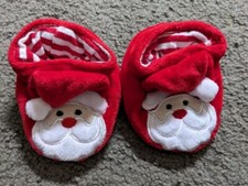 Santa Baby/Toddler Christmas  Holiday Slippers / Socks  New