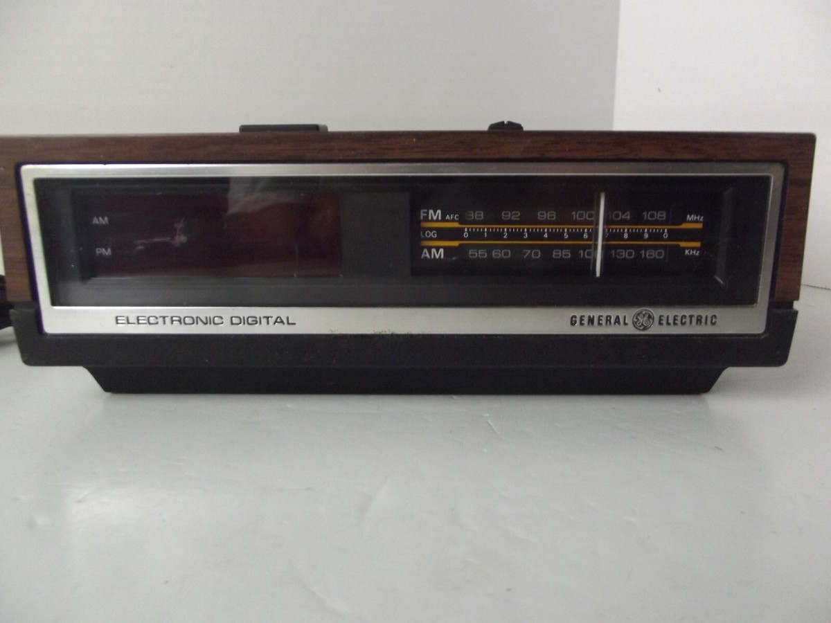 General Electric 7-4640 D Alarm Clock Radio Working! Vintage | eBay