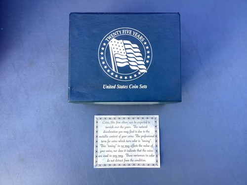 25 YEARS UNITED STATES COIN SETS 1969-1993 IN BOX WITH COA - Picture 6 of 7