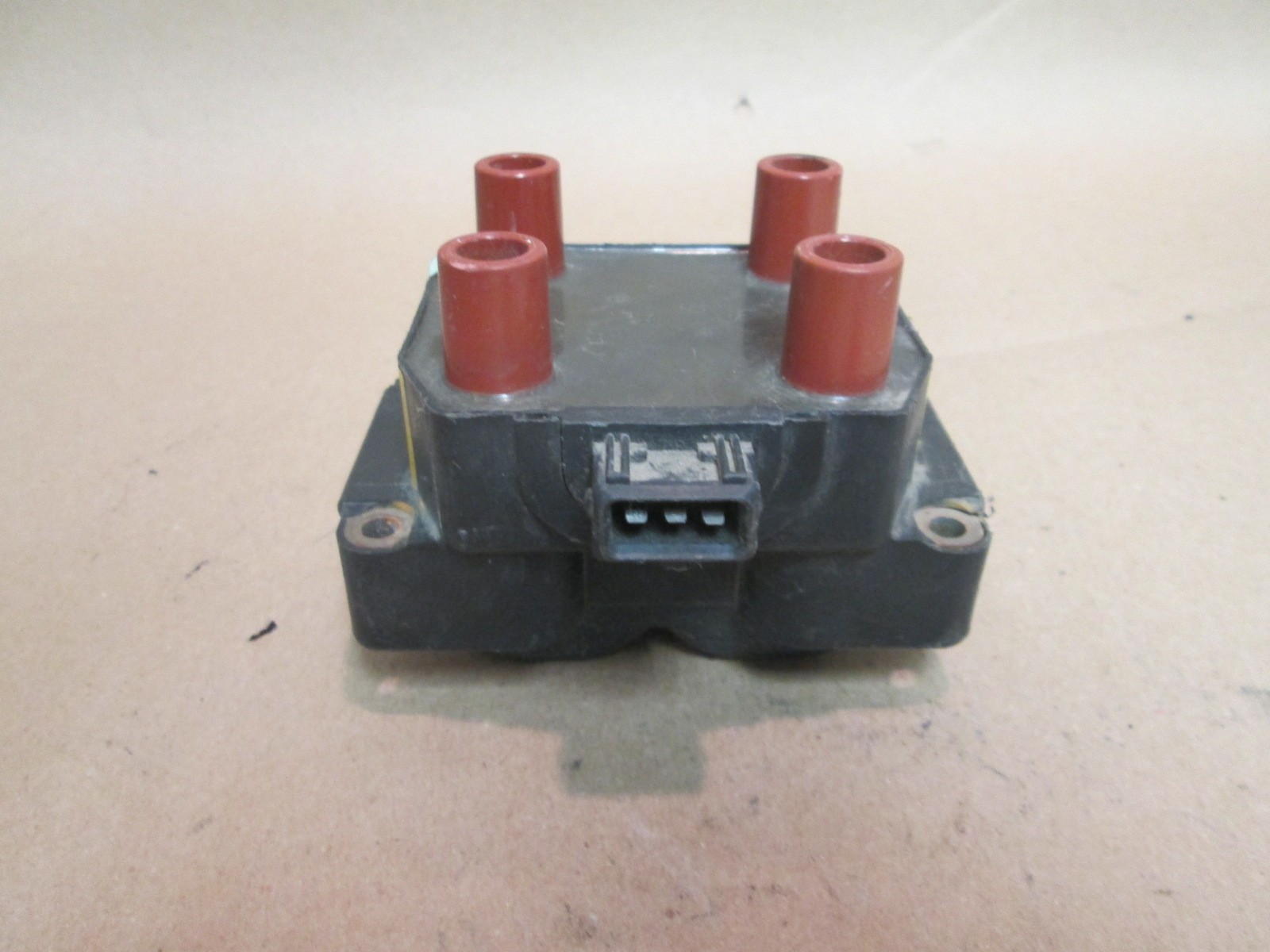 Ferrari 348,355, Mondial T  -  Ignition Coil / Module # 138255