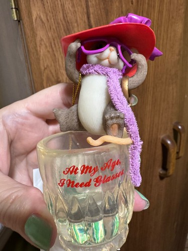 3 Adorable Charming Tails ‘Red Hats’ the Hamilton Collection. Numbered
