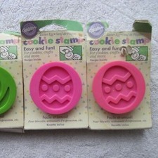 2 Wilton Easter Egg Stempel na ciasteczka Plastik 1997 Dekoracja Stemplery Pieczenie Rękodzieło