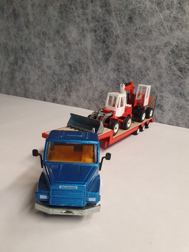 siku 3911 Scania 143 H con excavadora móvil 2225 O+K + cargadora de ruedas 1924 1:55 -90 iger-mint - Imagen 5 de 12