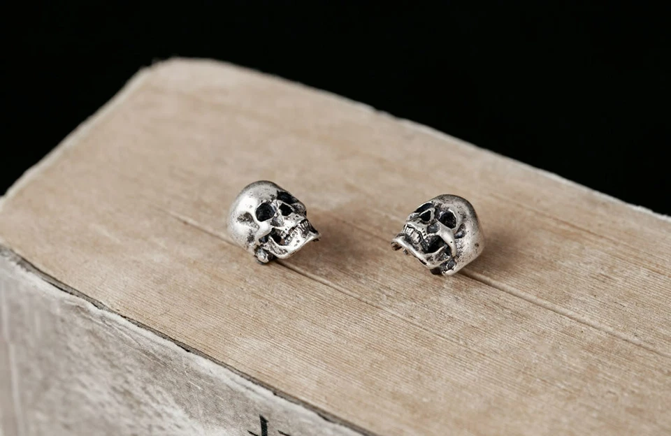 Pendiente Esqueleto Estilo Gótico Plata Esterlina S925 Real Soild Pequeño Calavera Tachuelas Foto 3 de 4