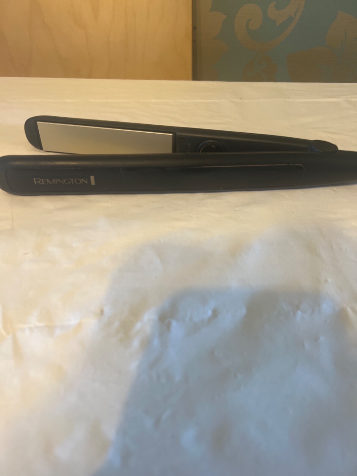 Remington Ceramic Straight Slim 230 Hair Straightener (S3500)