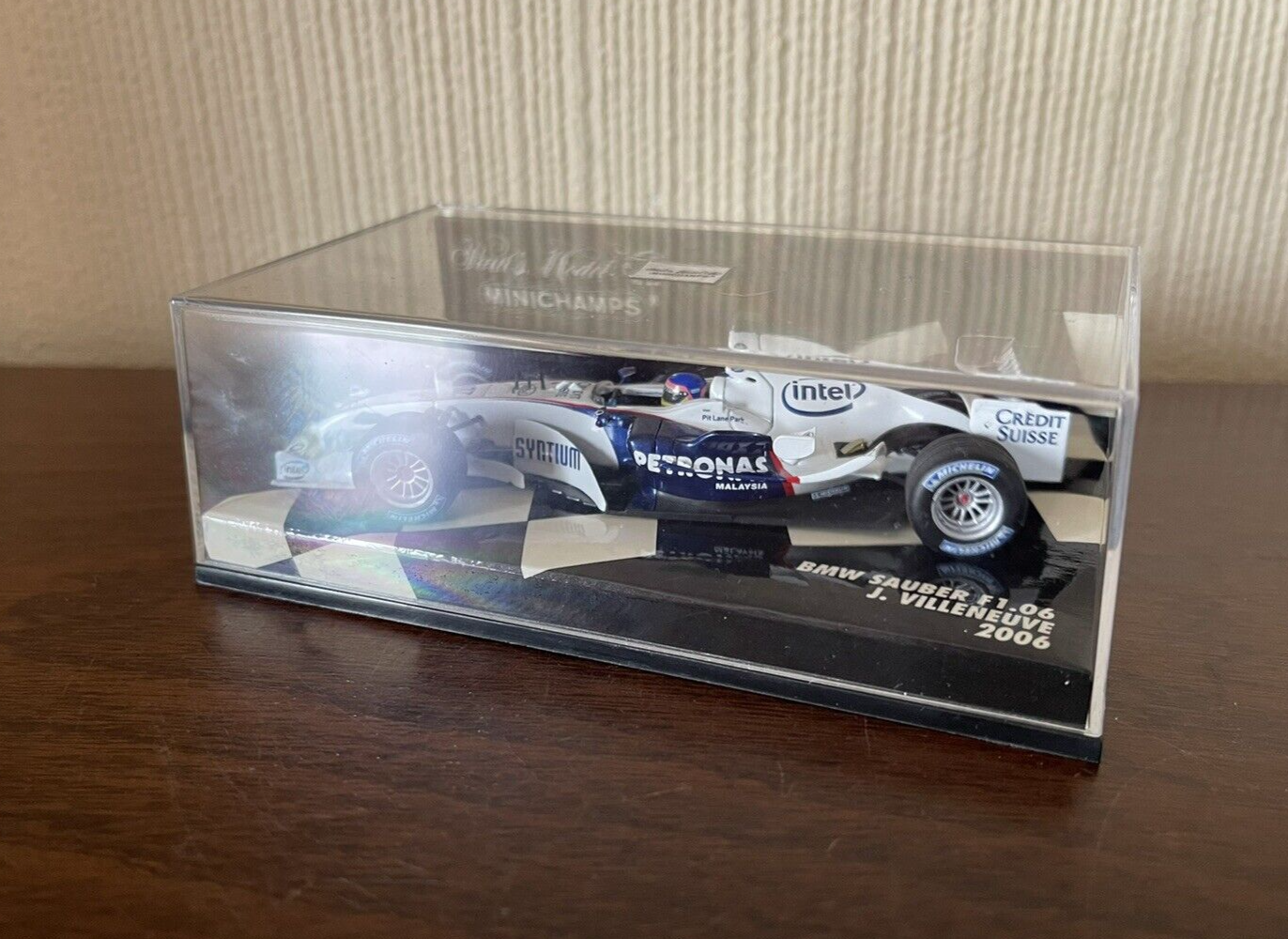 Picture 2 of 7