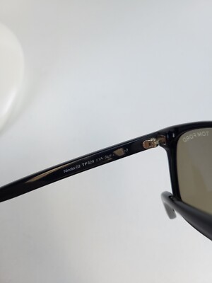 TOM FORD サングラス TF629-F Nicolo-02 美品 TOM FORD サングラス TF629-F Nicolo-02 美品 Tom Ford