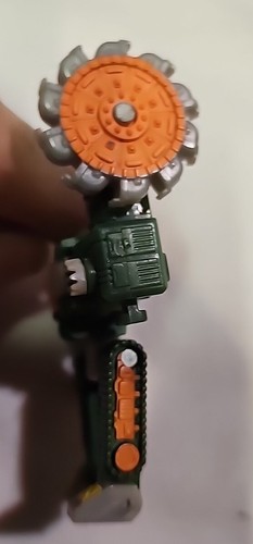 Transformers Armada: Mini-Con Buzzsaw Road Wrecker Team Action Figure - Picture 6 of 8