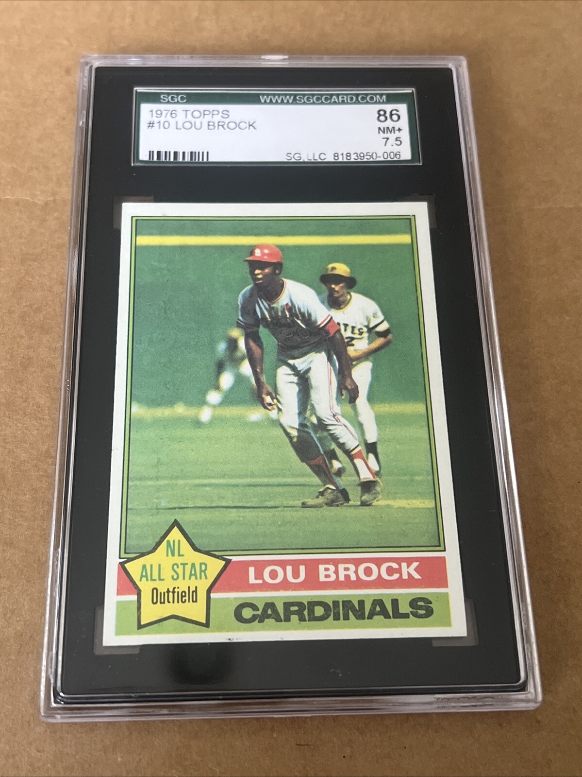 1976 Topps Lou Brock #10 St Louis Cardinals GRADED SGC 7.5 NM+ 86 HOF