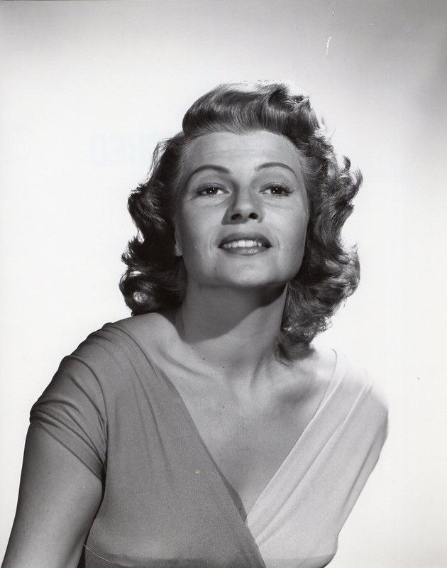 RITA HAYWORTH 8x10 Photo Unretouched And Beautiful Portrait ￼