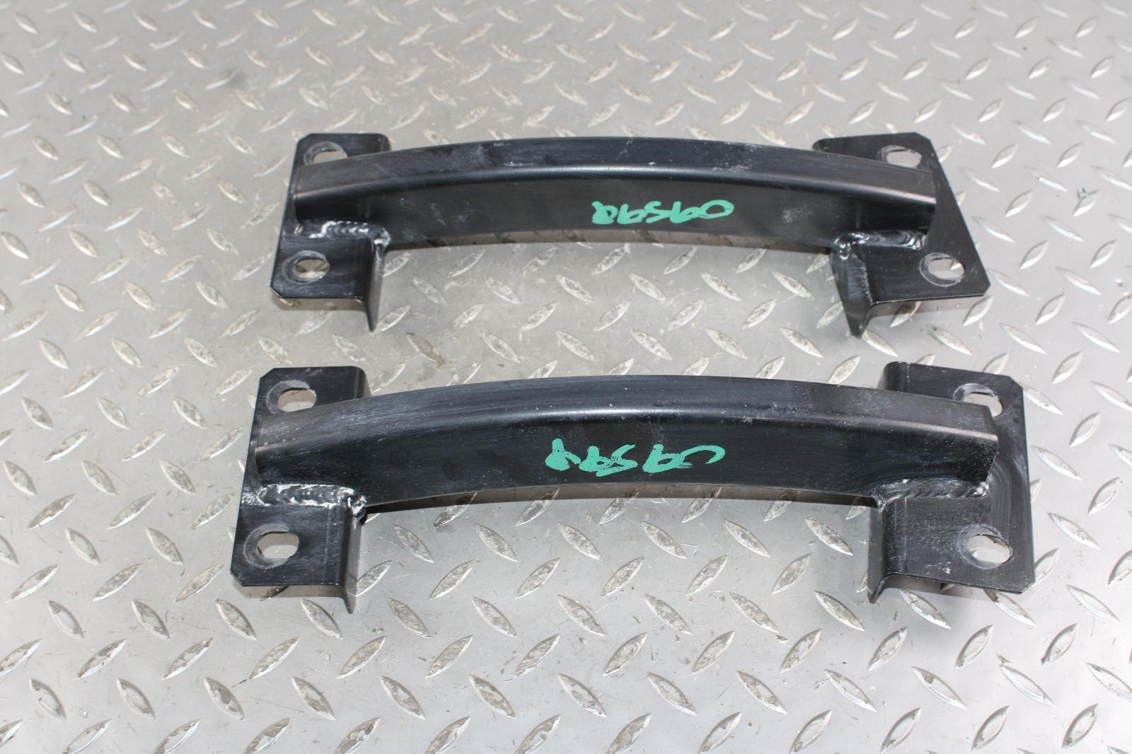 Maserati Ghibli 2014-2020 Front Left, right Bumper brackets Pair