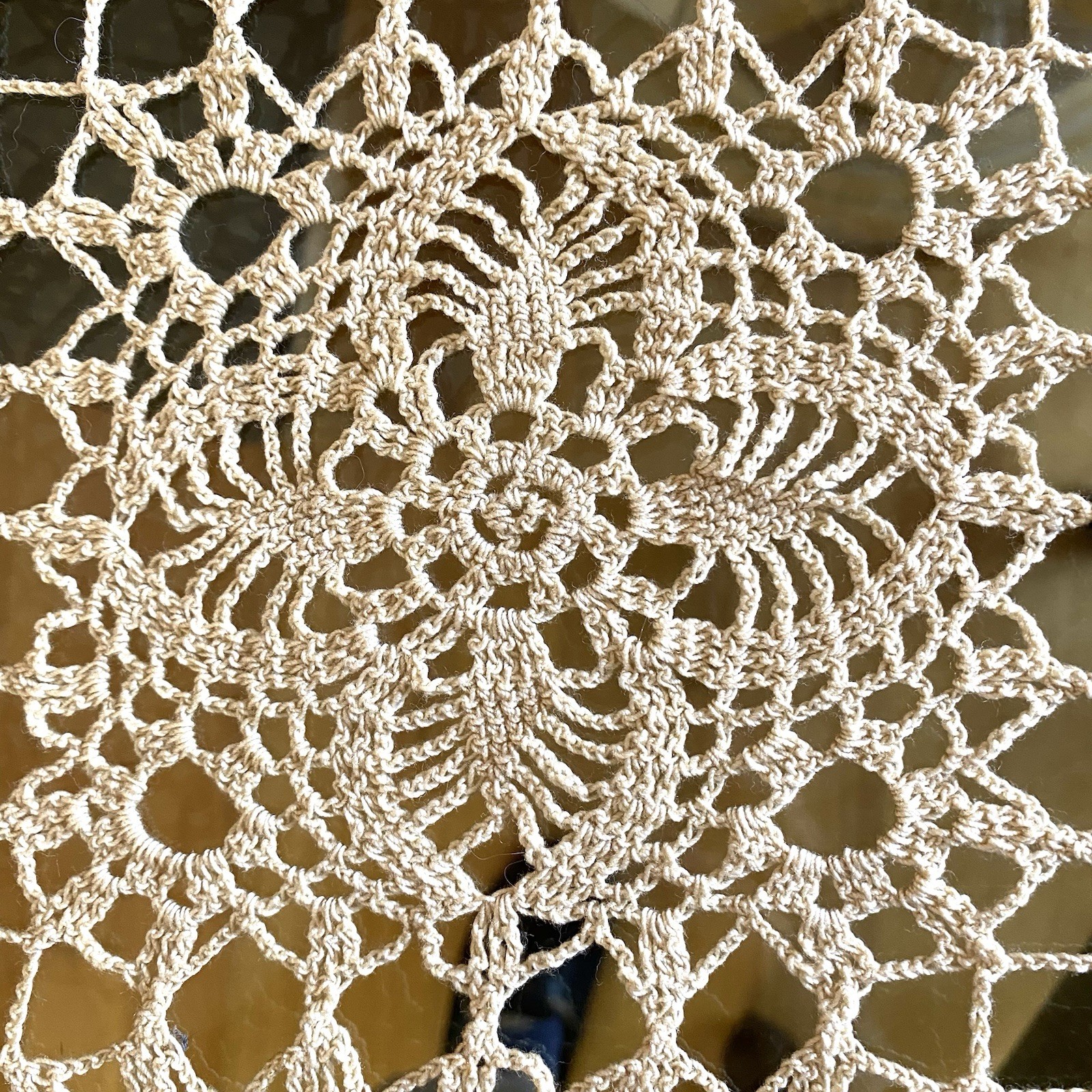 Vintage Handmade Crochet Off-White Lace Rectangular Tablecloth 80"x60" thumbnail 3