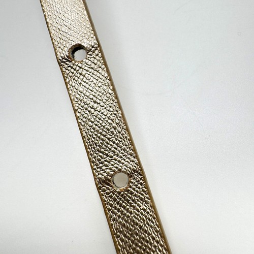 Hebilla para mujer Calvin Klein tono dorado 37" - 41" tejido cuero texturizado - Imagen 6 de 6