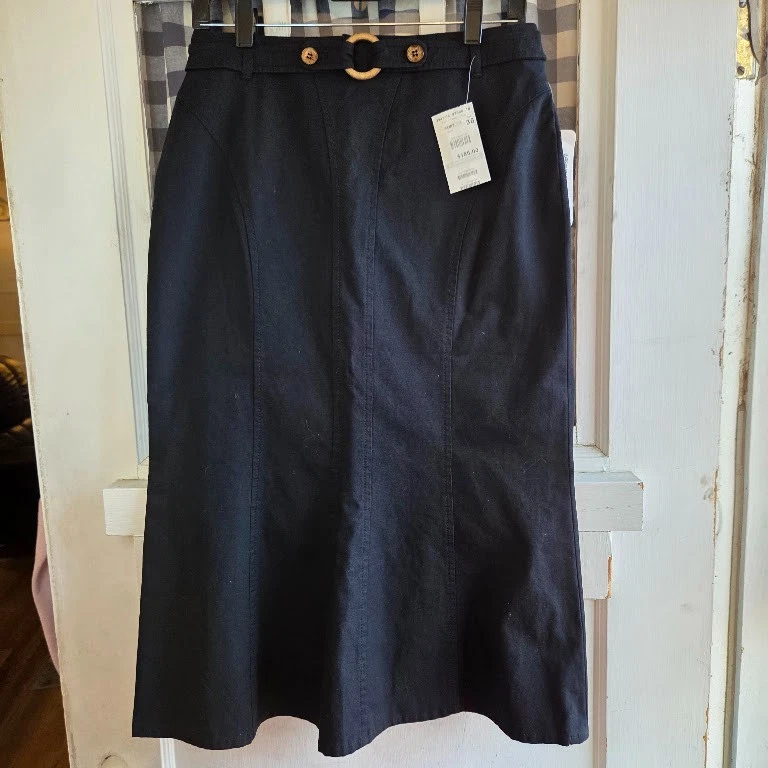 Eugen Klein Women's Black Midi Skirt Rear Zip Front Belt Detail Size 8 NWT