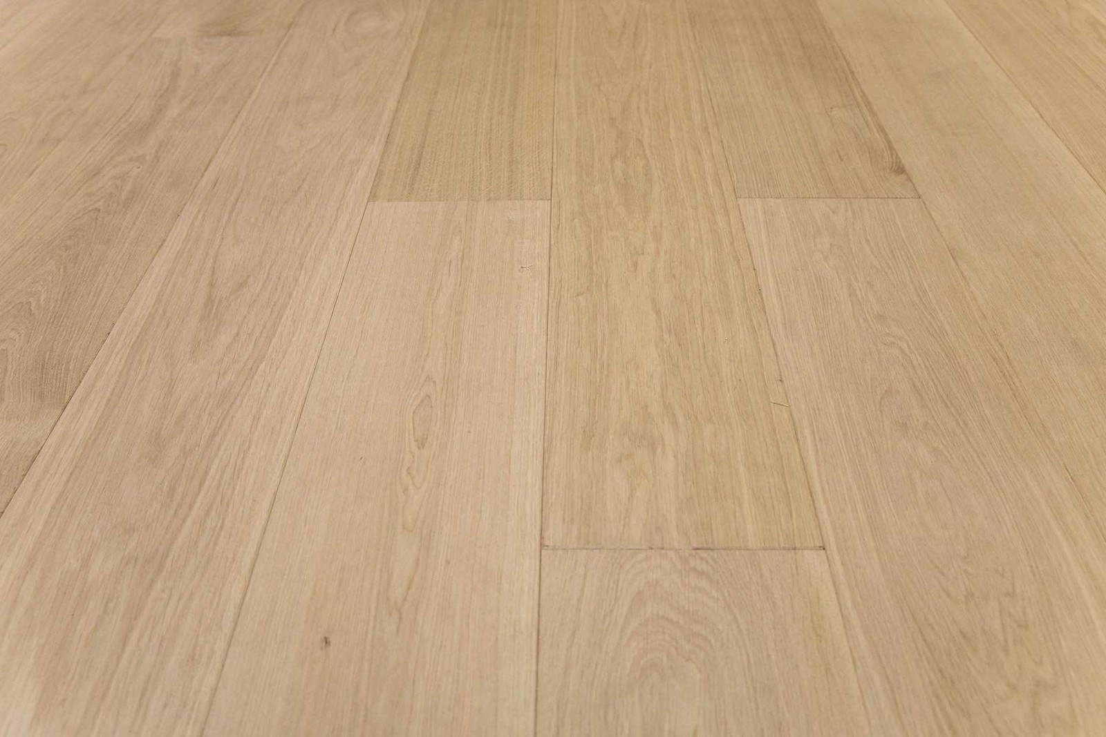 Parquet Massif Chêne Premier Brut 2m² pour Sol Intérieur