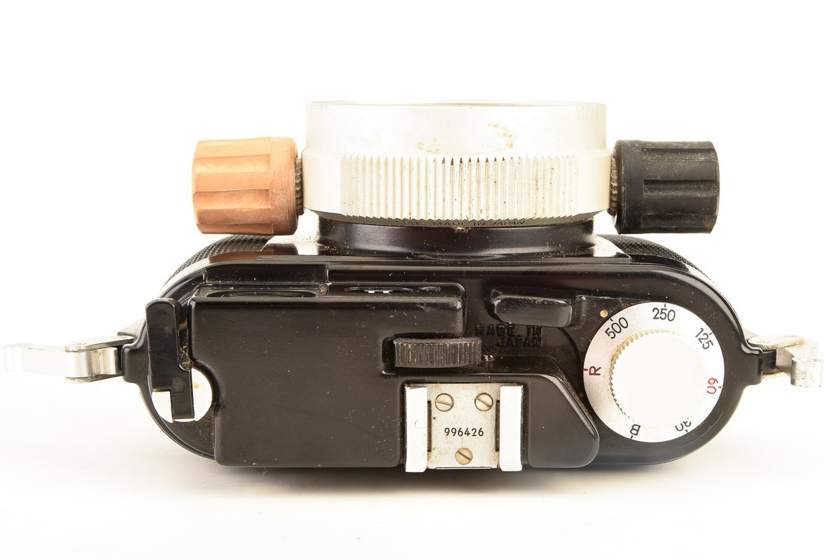 Nikon Nikonos II Underwater 35mm Film Camera w W-Nikkor 35mm f/2.5