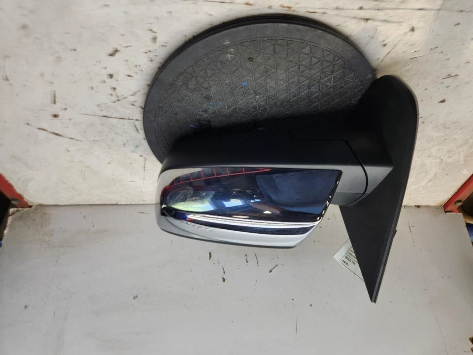 Espejo retrovisor lateral del conductor estilo clásico para camioneta Sierra 1500 14-19 774948 Foto 3 de 4