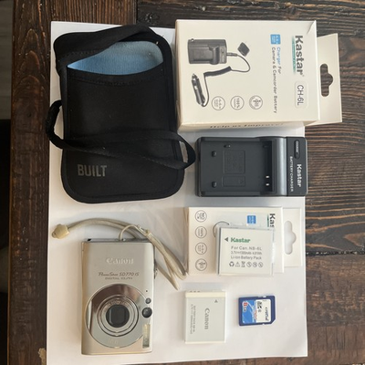 #ad Canon PowerShot SD770 IS Silver Digital Elph Camera 10 MP 3X Zoom Extras $149.99