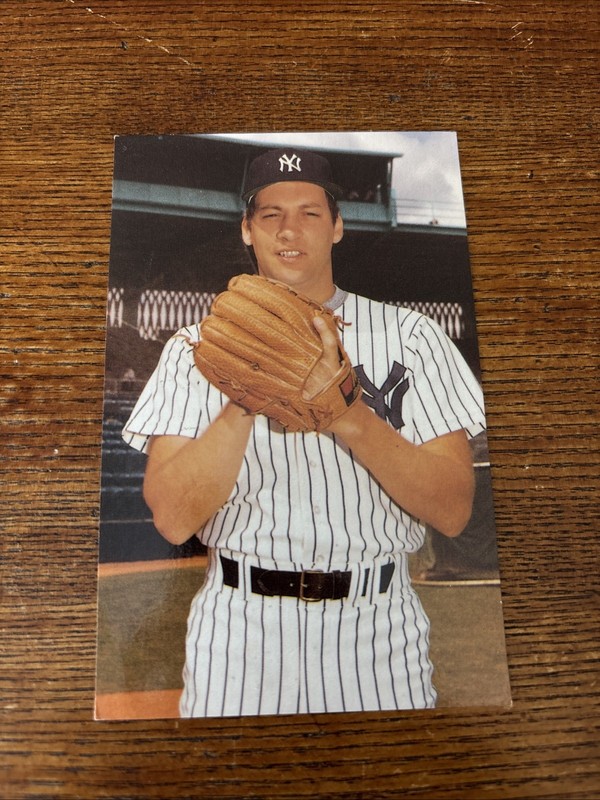 John Montefusco New York Yankees 1986 TCMA New York Yankees 3-1/2x5-1/2 Postcard