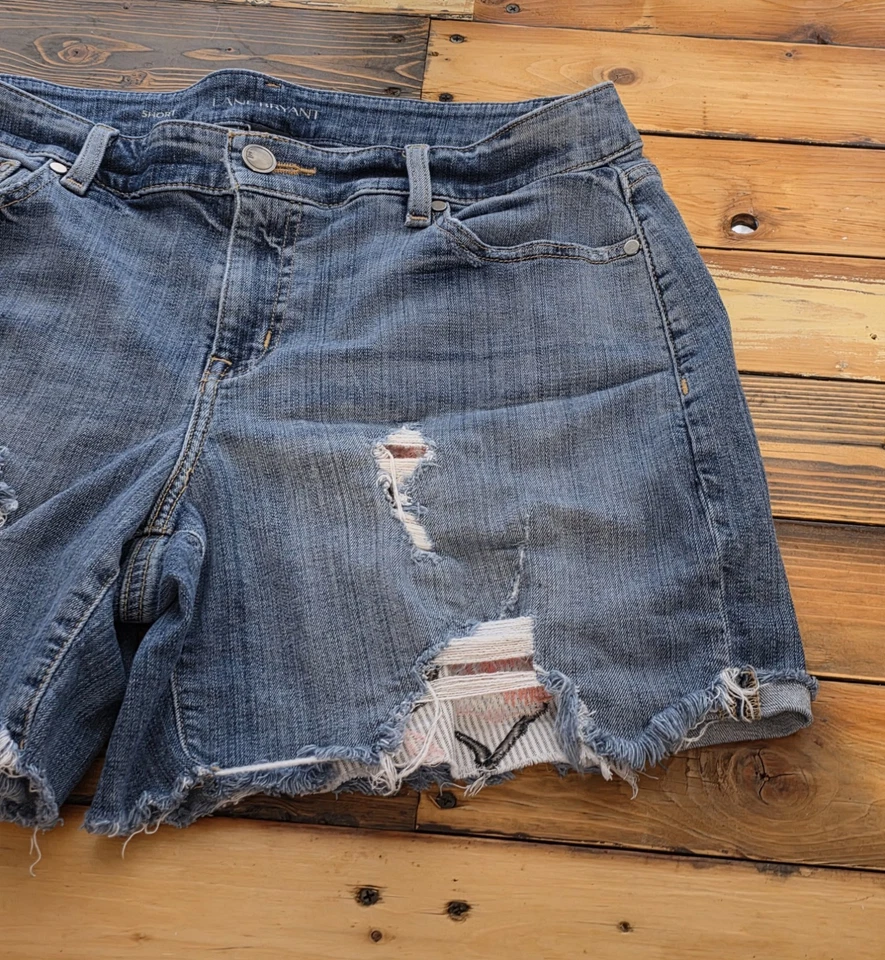 Pantalones Cortos Lane Bryant Desgastados Demin Flores Interior Talla 14 Foto 3 de 4