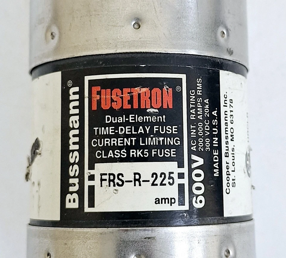 Fusible Cooper Bussmann FRS-R-225 Fusetron 600Vac 300Vdc Foto 2 de 4