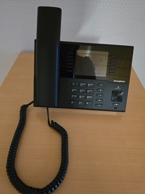Innovaphone - IP222 - IP Telefon schwarz mit Standfuss