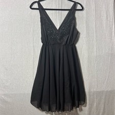 Linea Donatella Women's Sz Large Black Semi-Sheer Chemise Babydoll V-Neck EUC