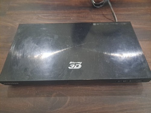 Samsung Smart BD-E5900 3D Blu-Ray Disc Player NO REMOTE - Picture 1 of 6