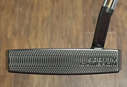 Scotty Cameron 2025 Phantom 7.5 Putter - New - Xtreme Dark (DLC) Finish - 33" - Picture 5 of 11