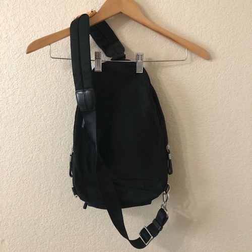 Tumi Voyageur Brive Sling Backpack in Black - Picture 8 of 9