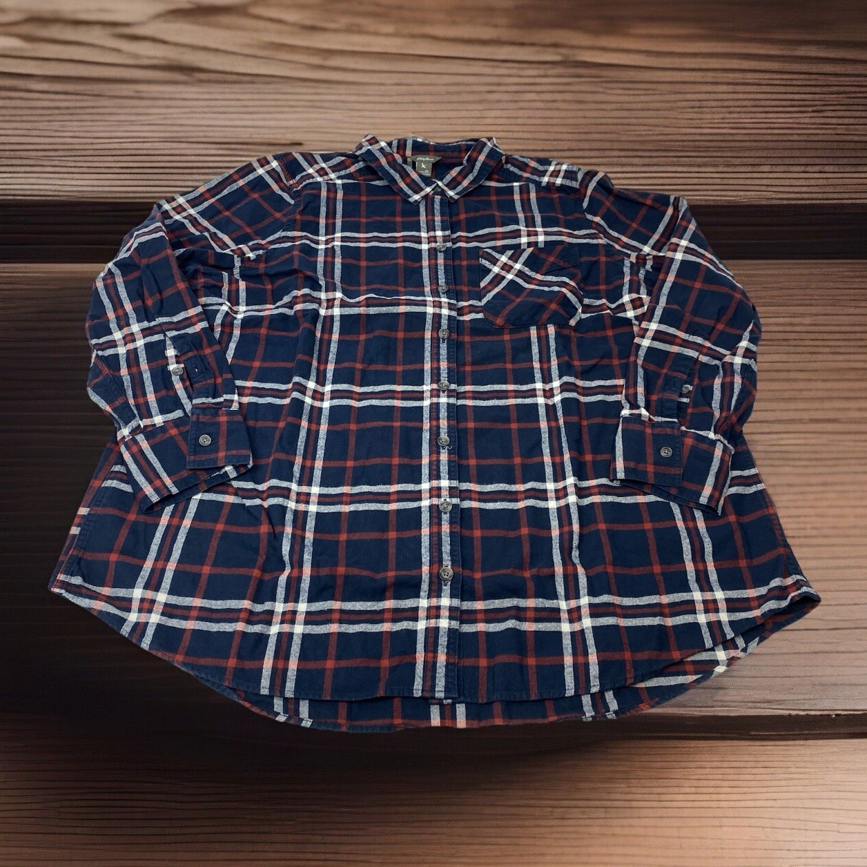 Eddie Bauer Womens 2X Dark Blue Red Plaid Pocket Flannel Button Down Shirt