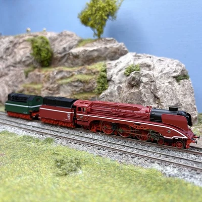 Locomotive à vapeur BR 18 201, double tender, DB, Ep. V - ARNOLD HN2664 - N 1/16 - Photo 1/4