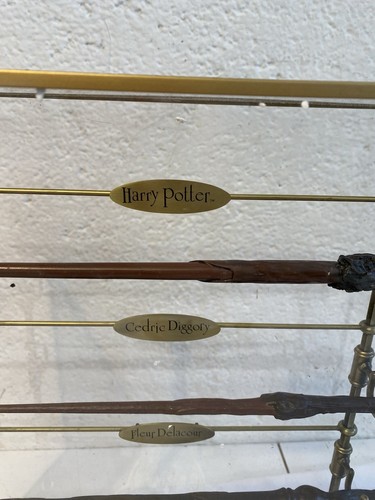 Noble Collection NBCNN7008 Harry Potter - Espositore Campioni del Torneo Tremagh - Picture 5 of 14