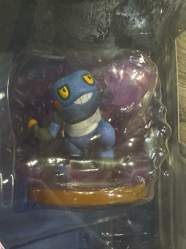 Figurina Galleria Pokémon Croagunk Poison Jab - Pokémon Center 2018 - Foto 4 di 7