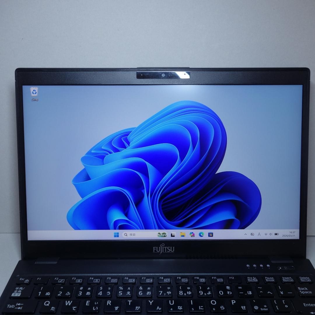 Fujitsu LIFEBOOK U939/B Laptop i5-8365U 256GB SSD 4GB RAM Black